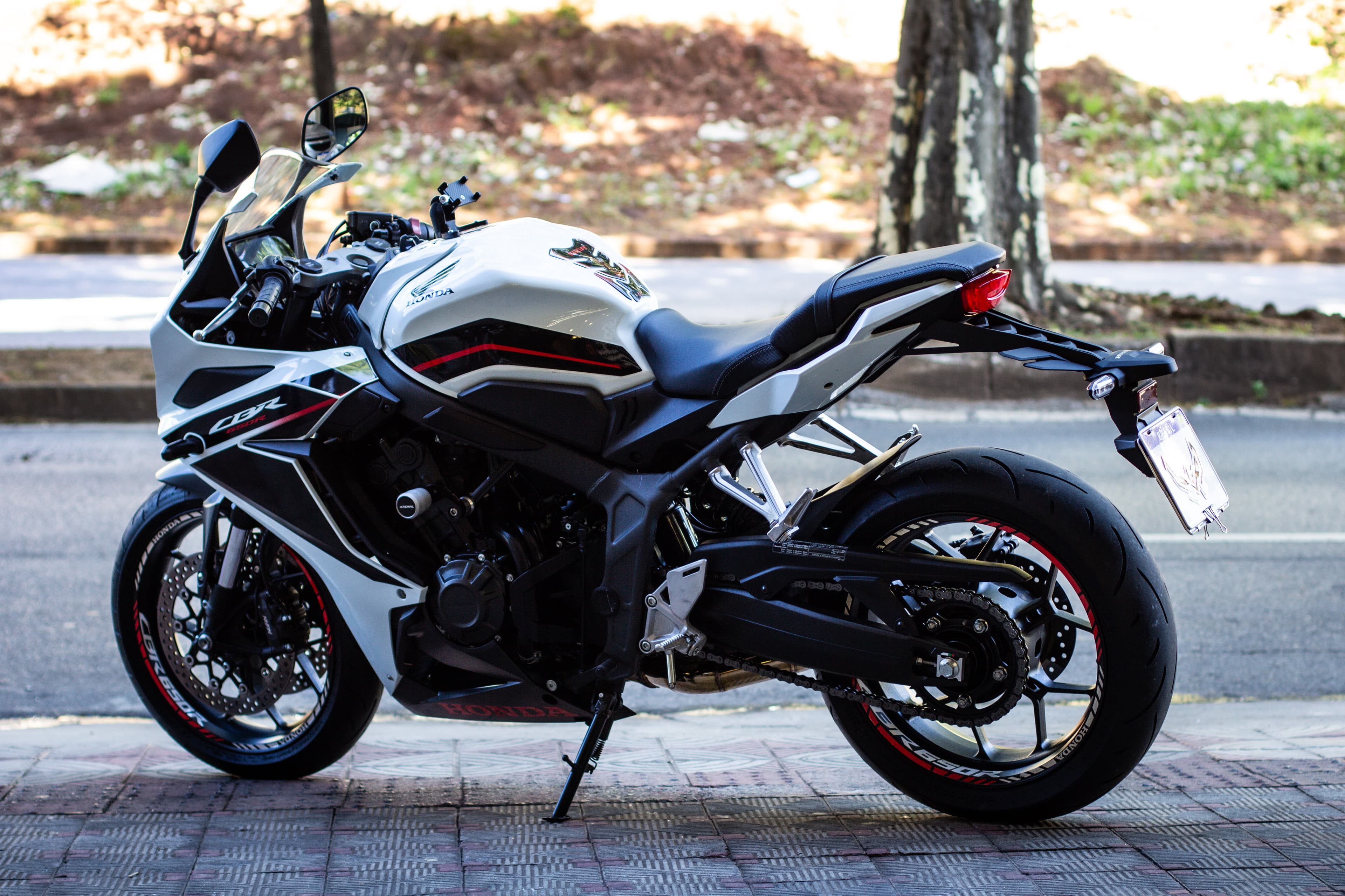 CBR 650R - Imagem 5