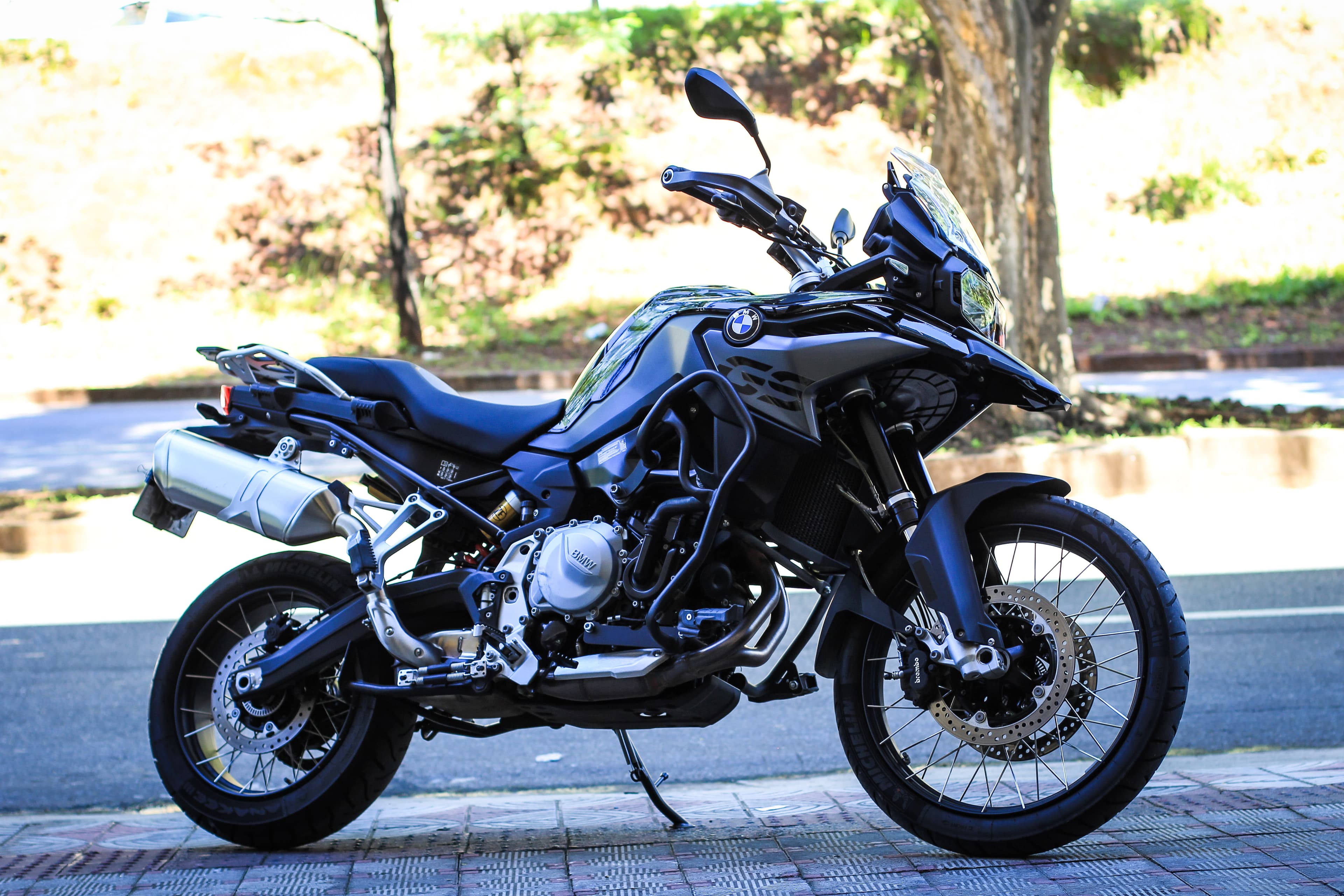 F 850GS Premium Triple Black - Imagem 2