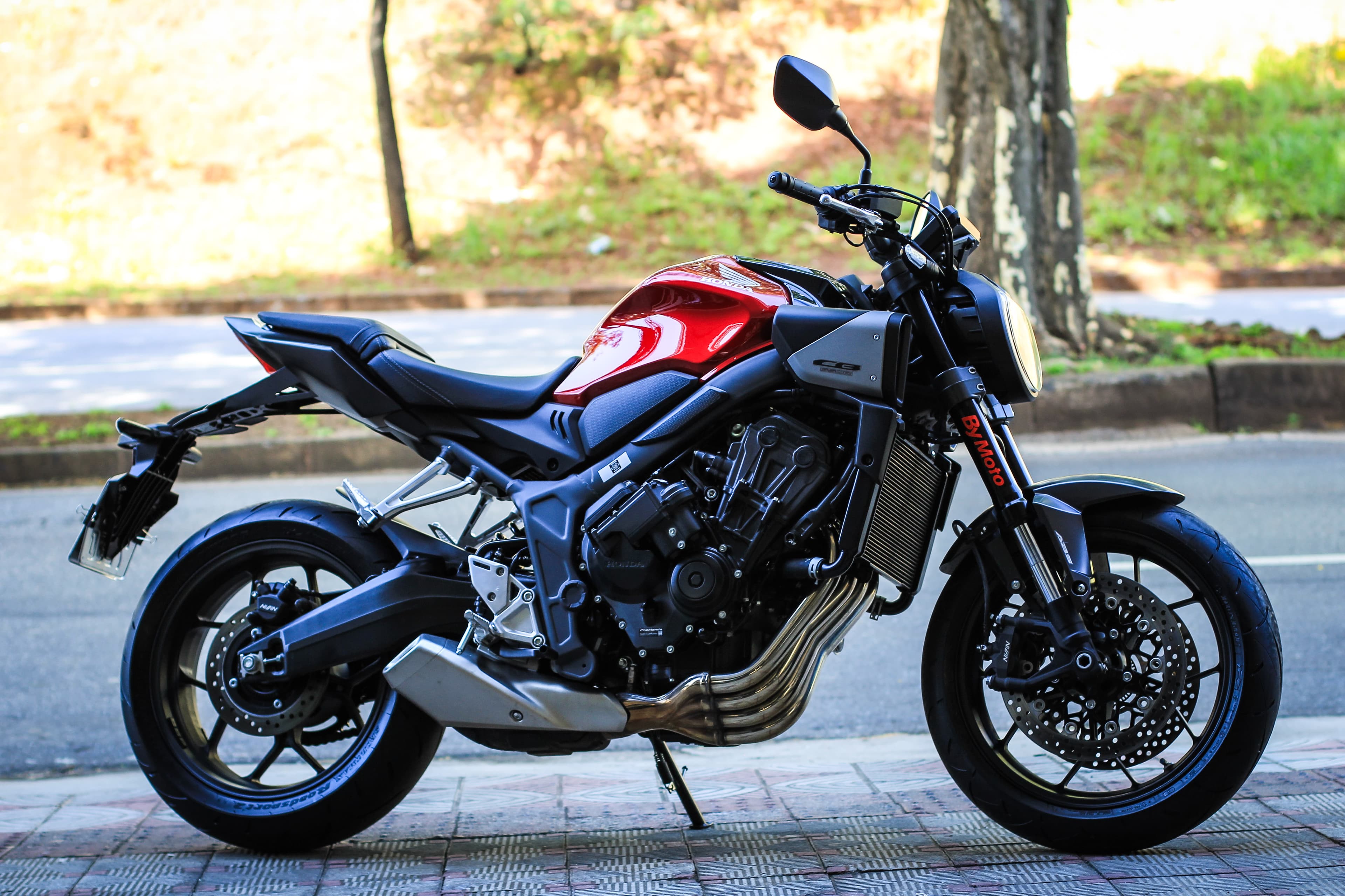 CB 650R E-Clutch - Imagem 2