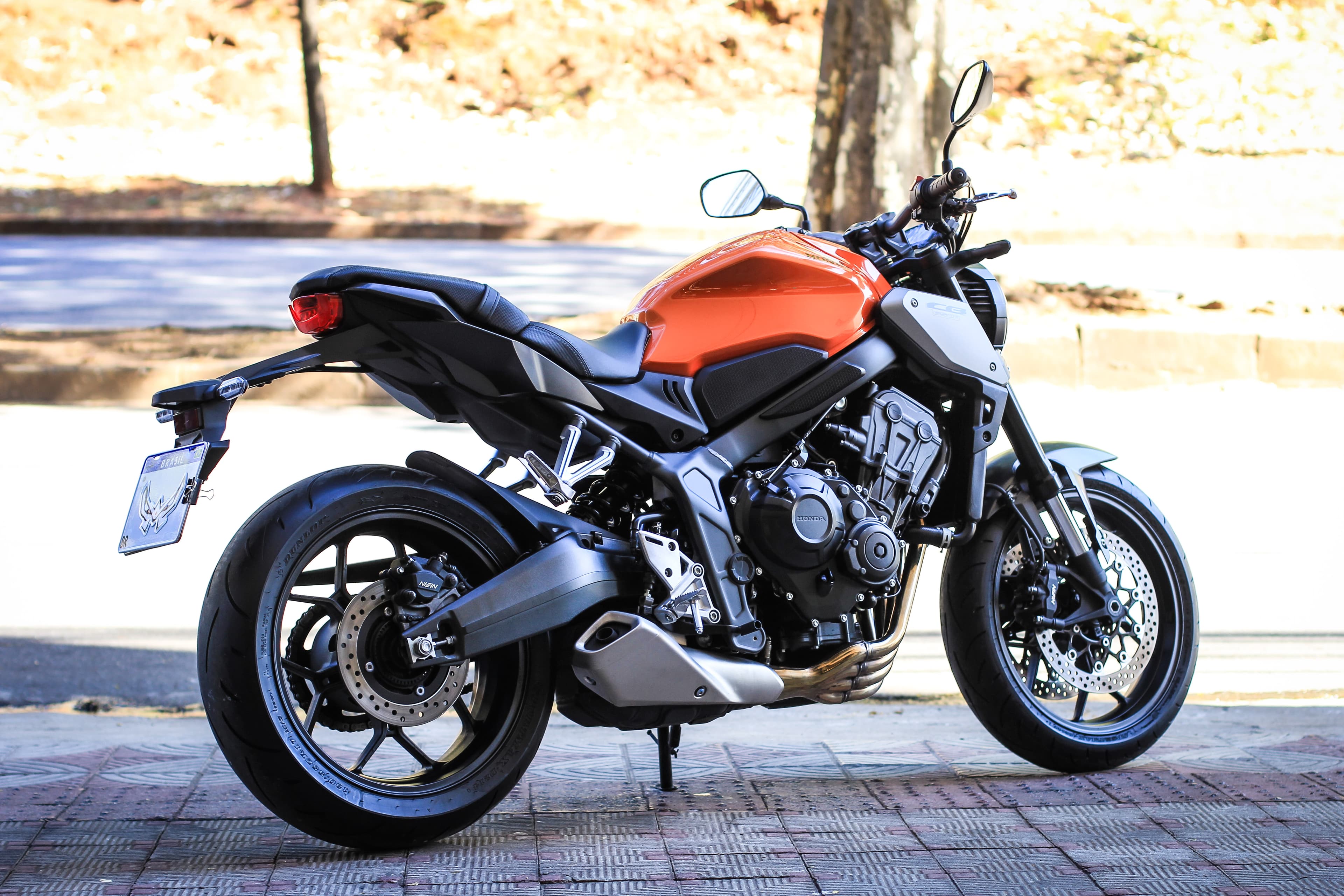 CB 650R - Imagem 4
