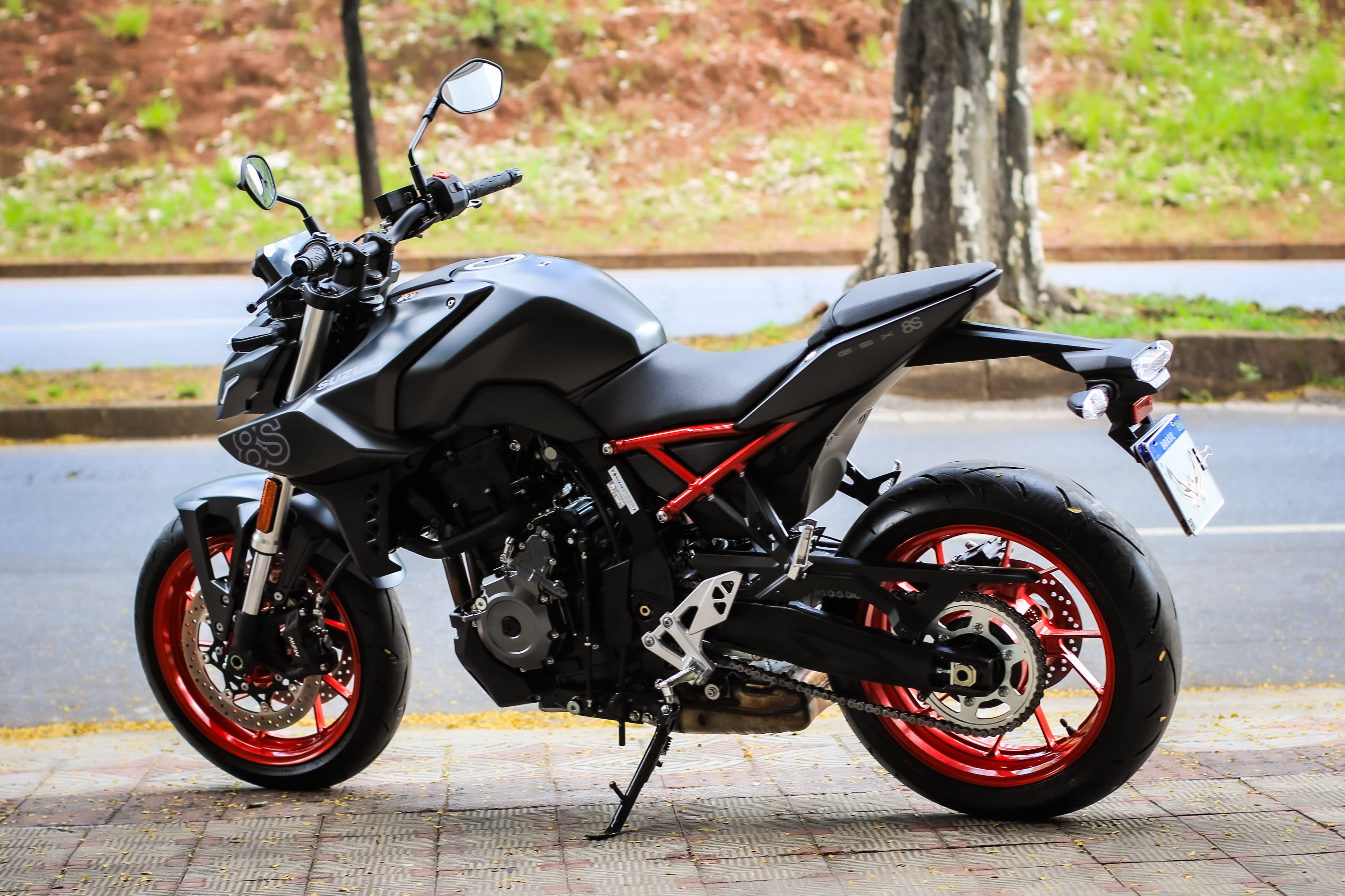 GSX-8S - Imagem 5