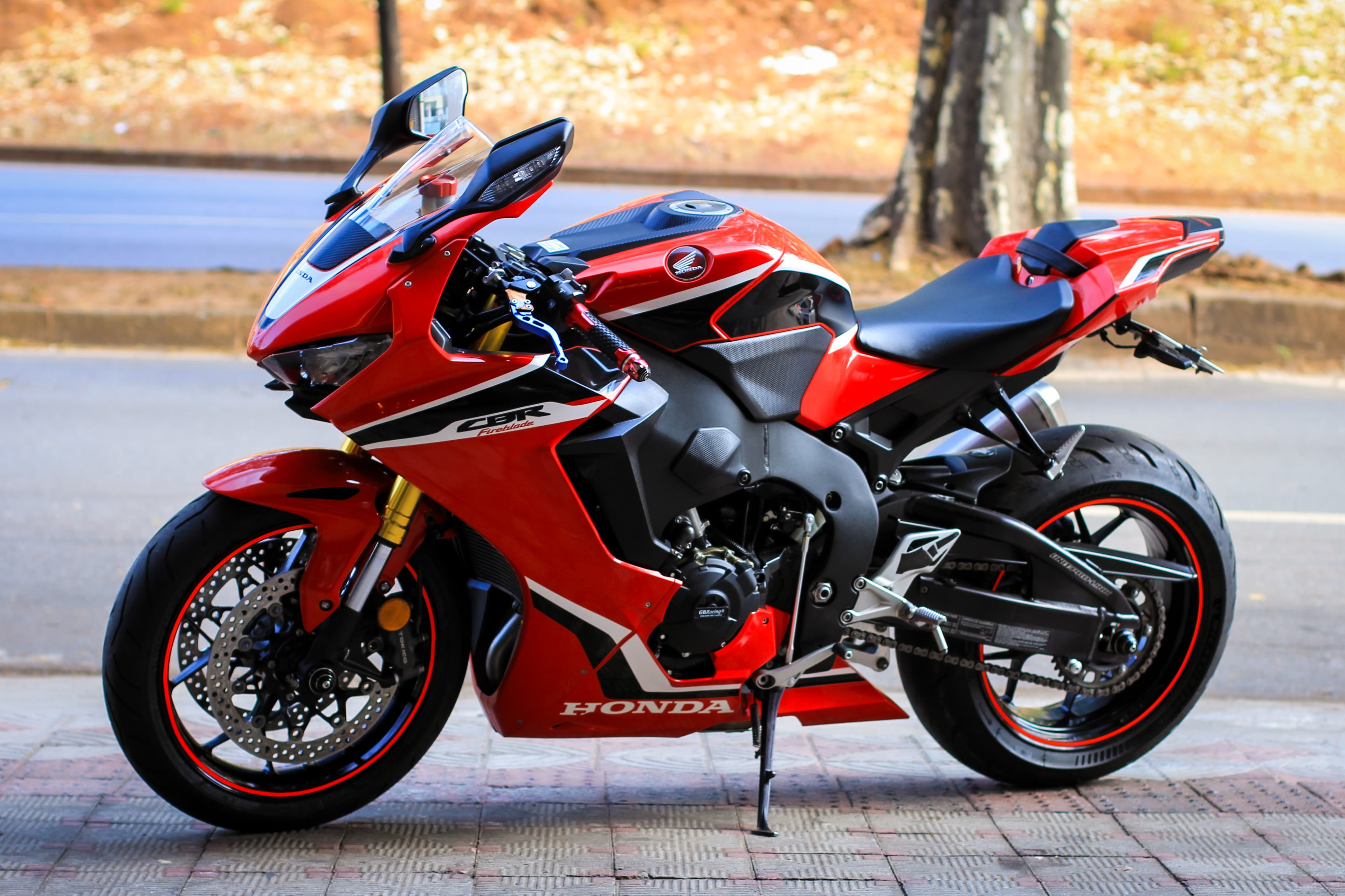 CBR1000RR Fireblade - Imagem 3