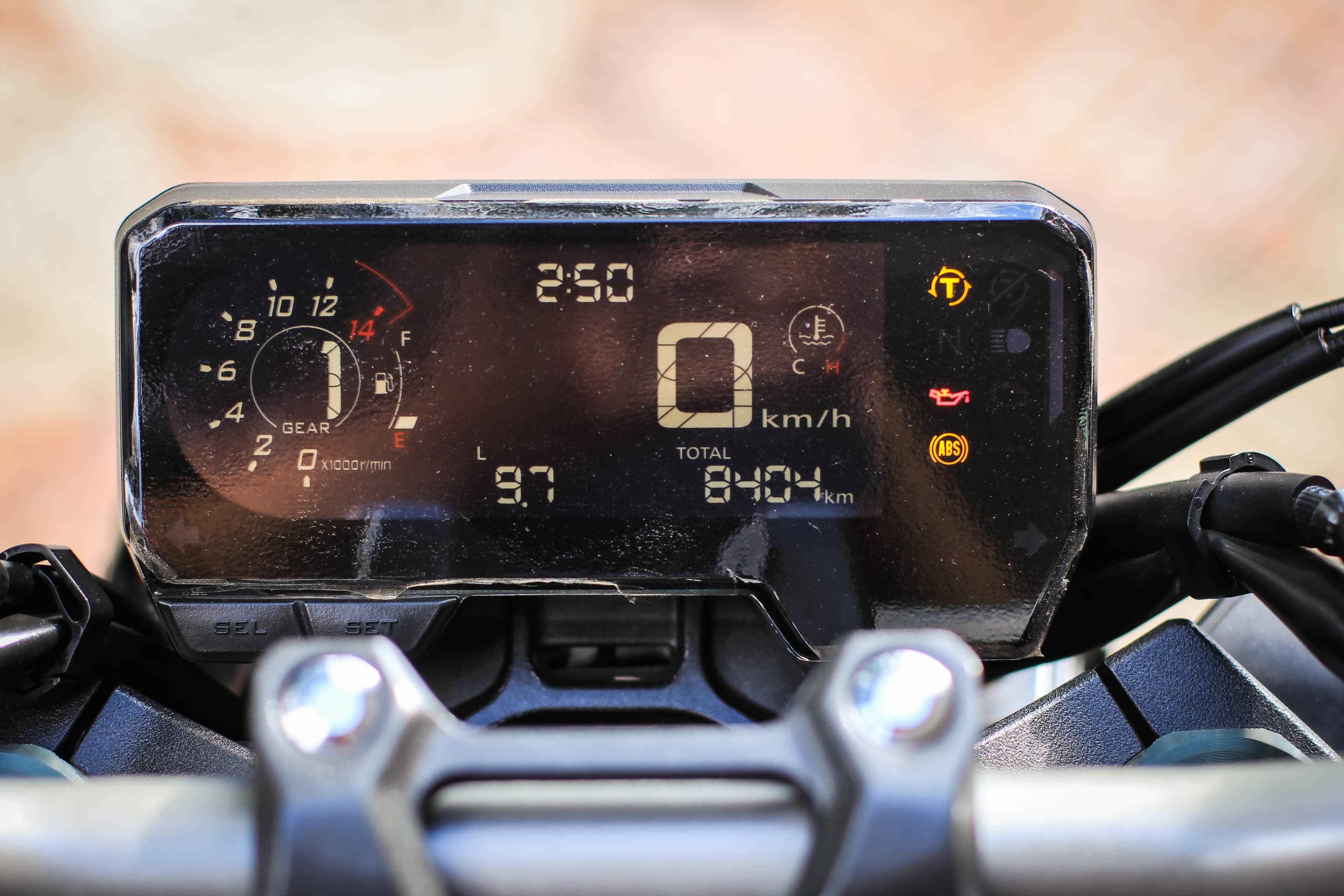 CB650R - Imagem 6