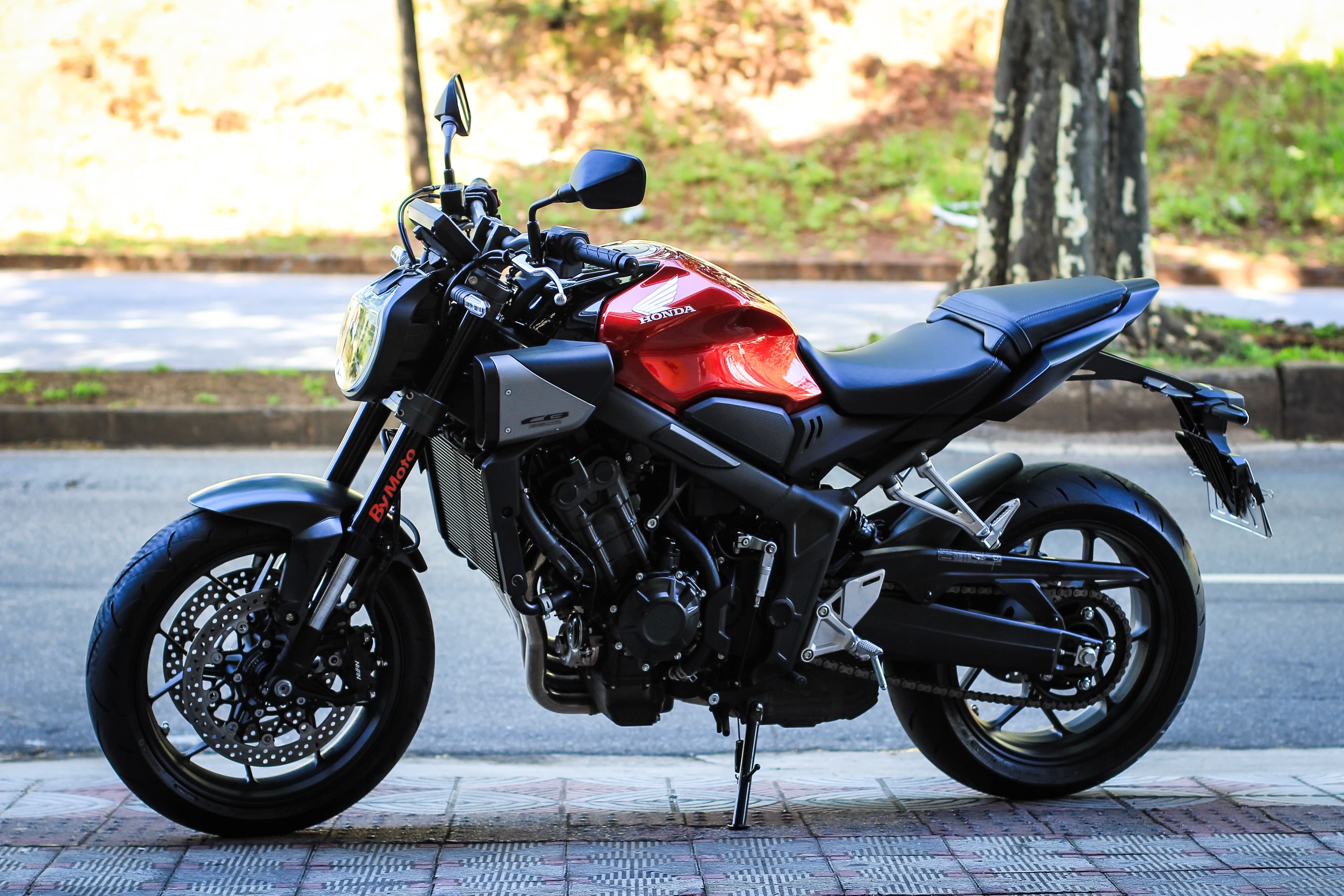 CB 650R E-Clutch - Imagem 3