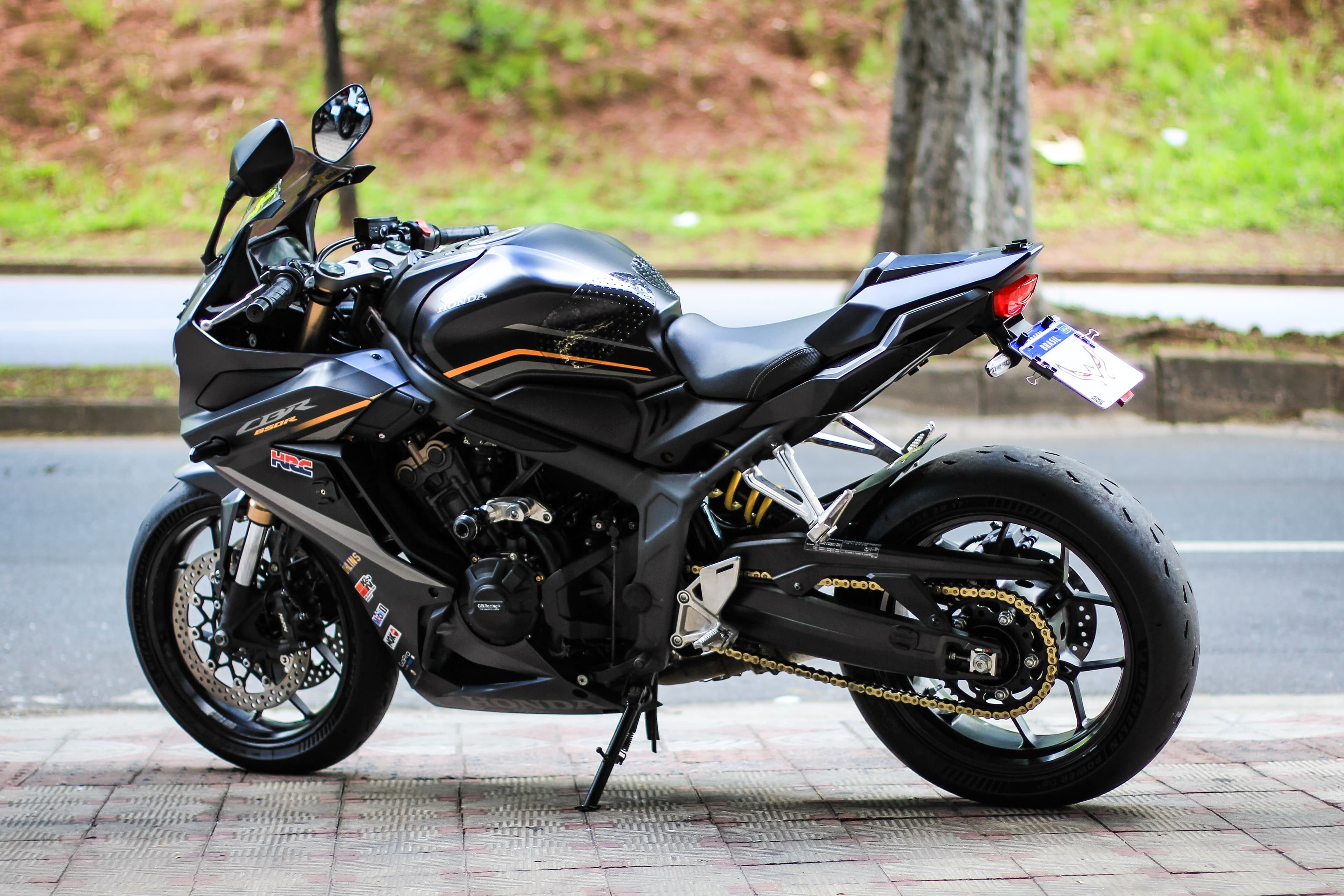 CBR 650R - Imagem 4