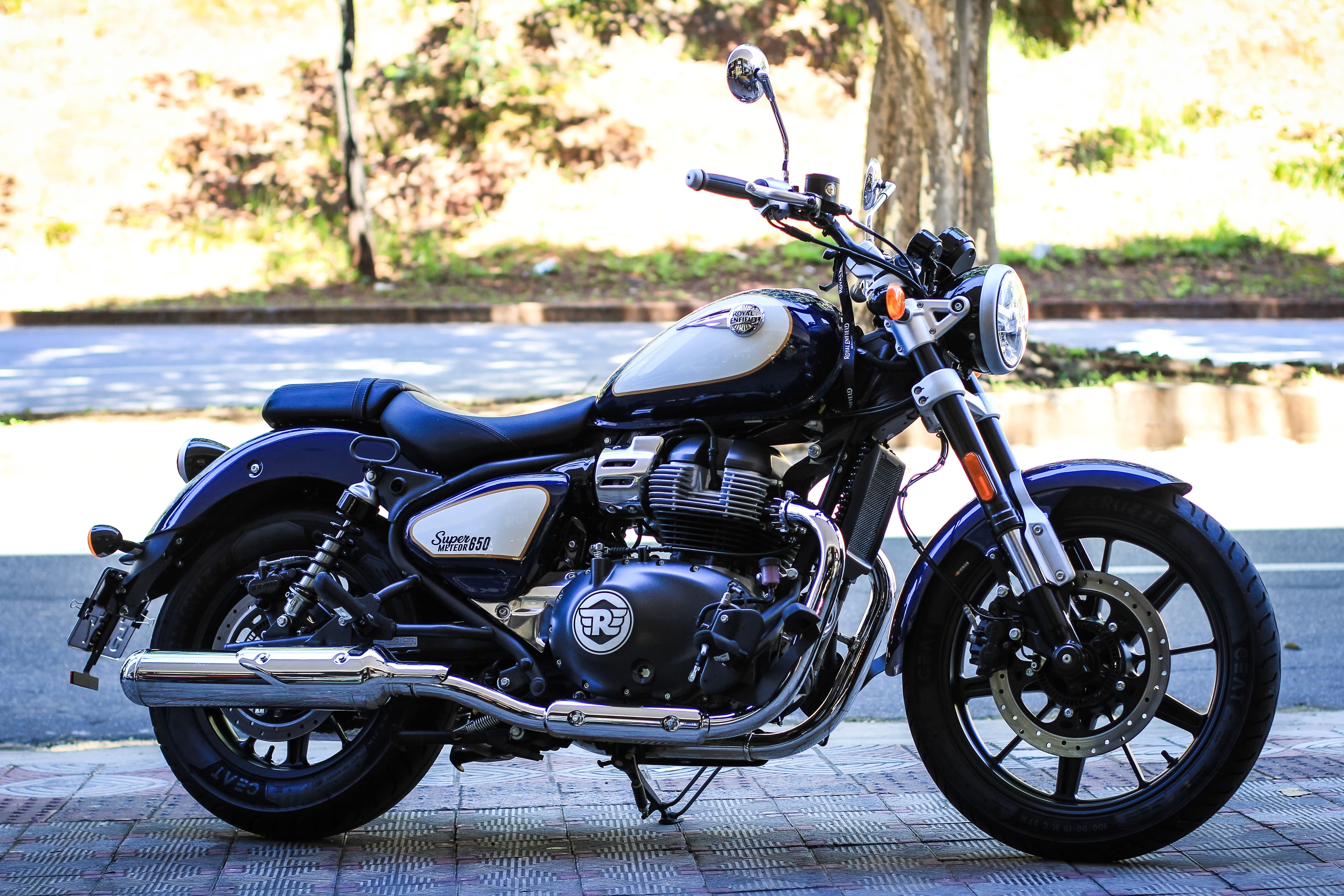 Super Meteor 650 - Imagem 4