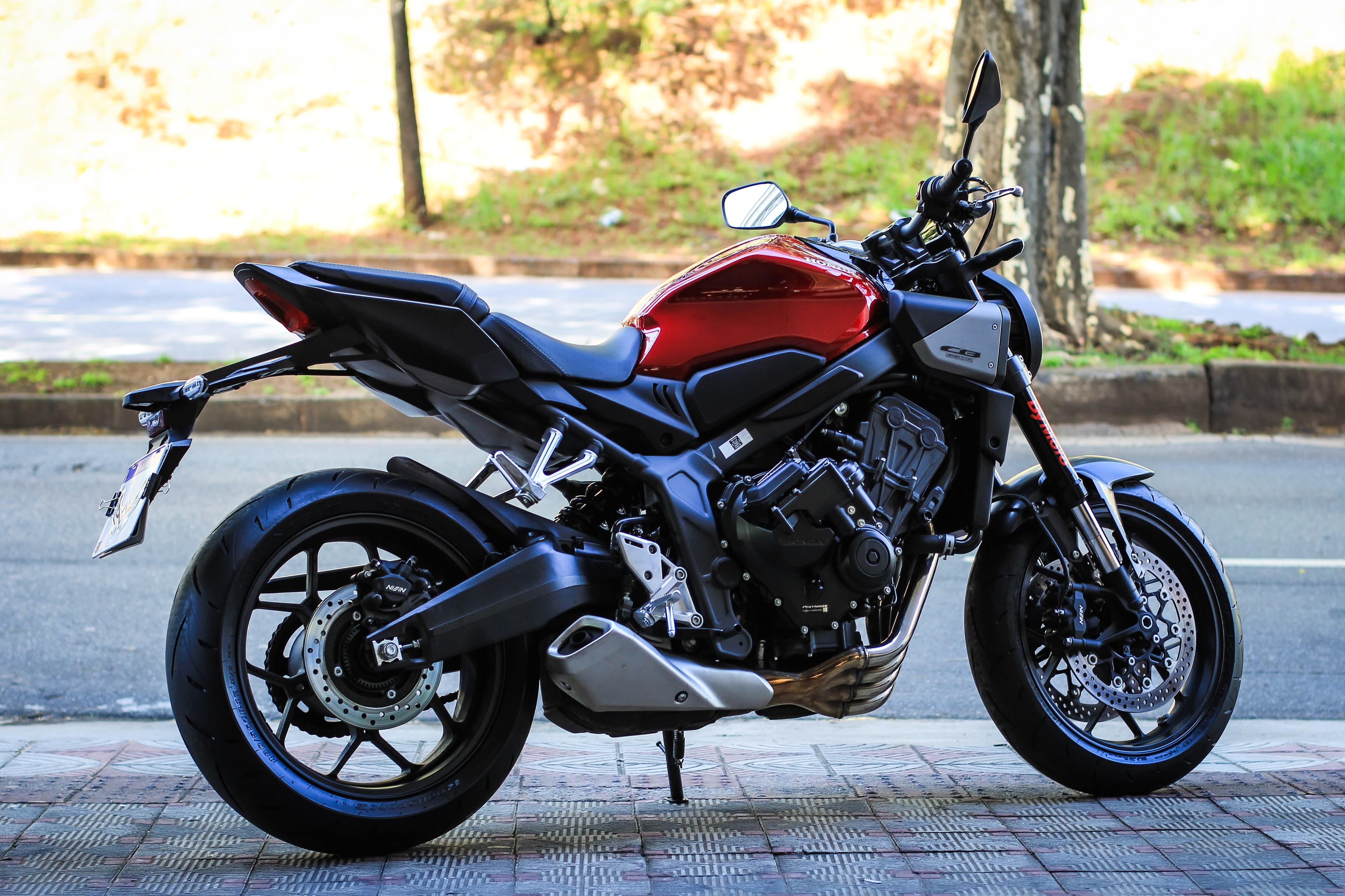 CB 650R E-Clutch - Imagem 4