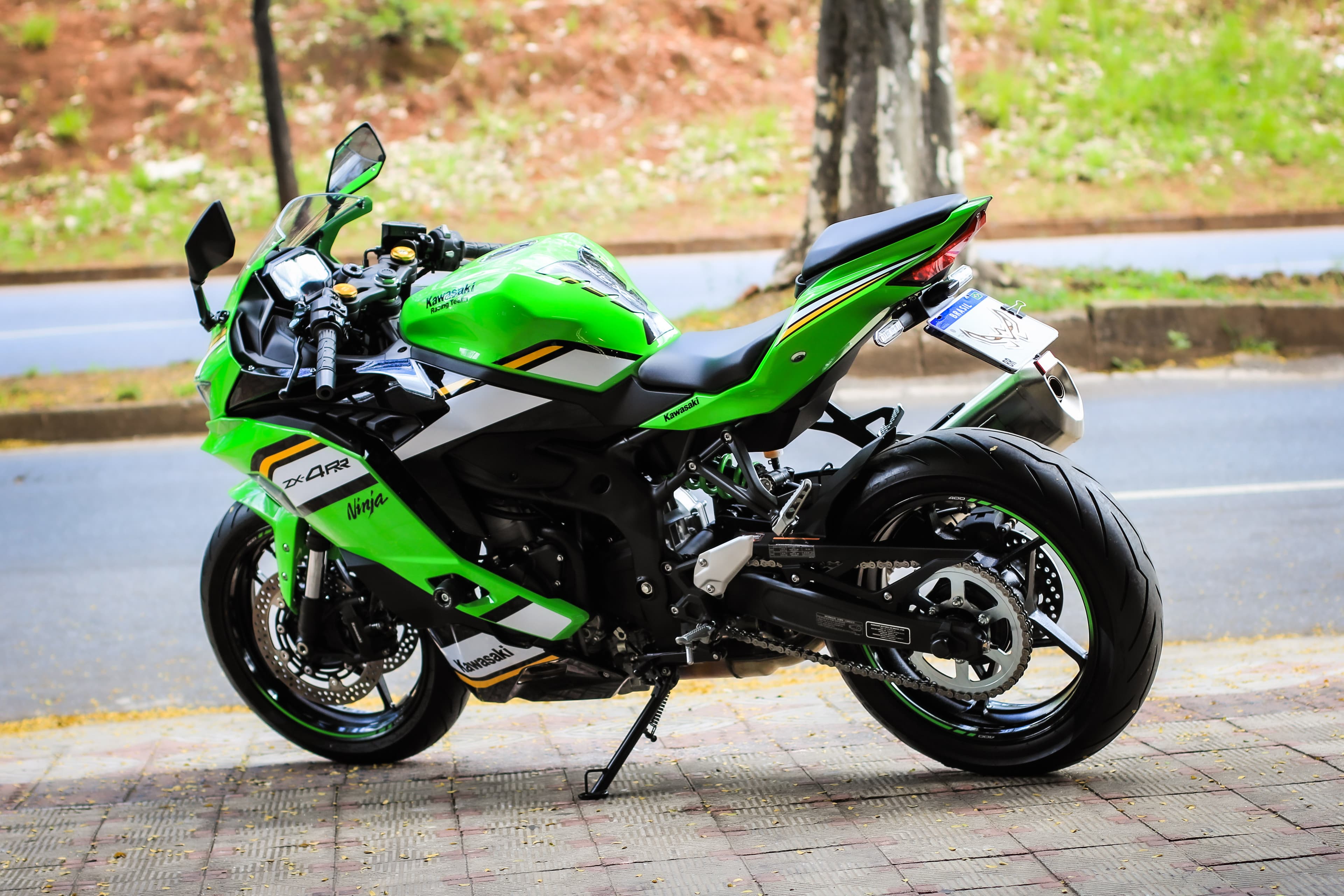 Ninja ZX-4RR - Imagem 5